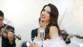 Cristina Spatar & Orchestra Lautarii - Ce Frumoasa Este Viata