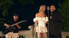 LEO DE LA ROSIORI SI ALEENA - POATE SA ZICA LUMEA MULTE DE MINE