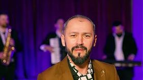 ZAMFIR DE LA BAIA MARE - PRIN STRAINI IS TOT PLECAT