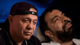 FLORIN SALAM SI NICOLAE GUTA - OMUL IEFTIN TE COSTA MULT