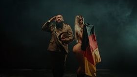 DANI MOCANU - HAI SA NE IUBIM CA NEMTII