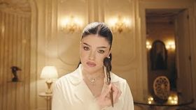ANDREEA OPREA - MAI STAI