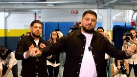 FLORIN MINUNE SI PEDRO TNT - UITE SEFII