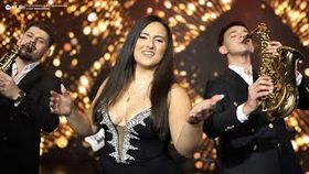 ANA RADU - VREAU SA-MI CANTE MUZICA