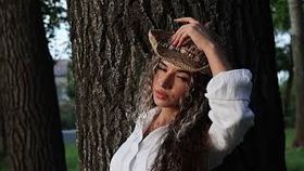 Iulian Grigoras Si Mirela Husein - Stai Potolit