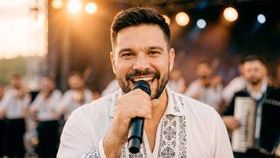 Vocea Stelelor - Hai Mai Aproape