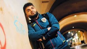 DENIS RAMNICEANU - SUPARARE TE-AM BLOCAT